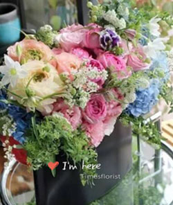 檯花 庭園玫瑰+荷蘭藍繡球+配花 WB024
