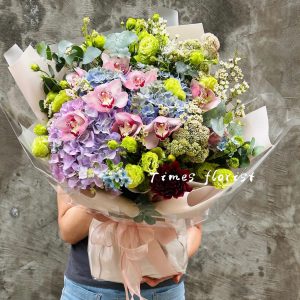 B097 粉色蕙蘭+繡球+配花